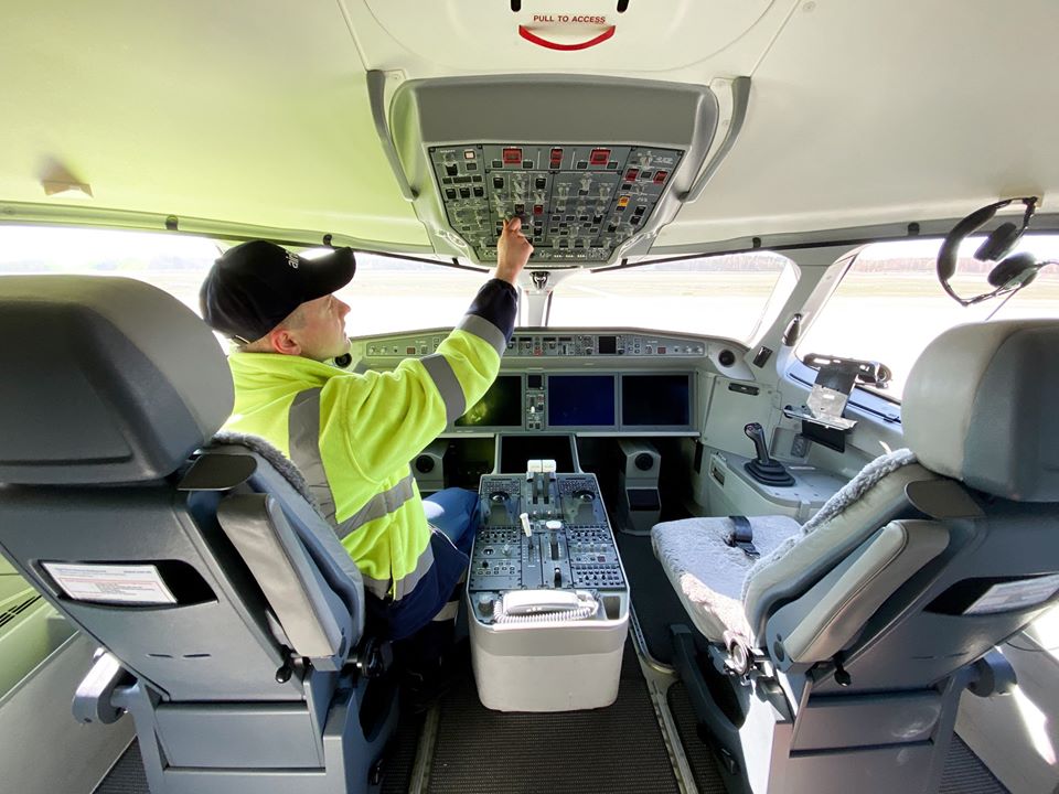 Генеральный директор airBaltic Мартин Гаусс рассказал как компания справляется с кризисом covid-19 3