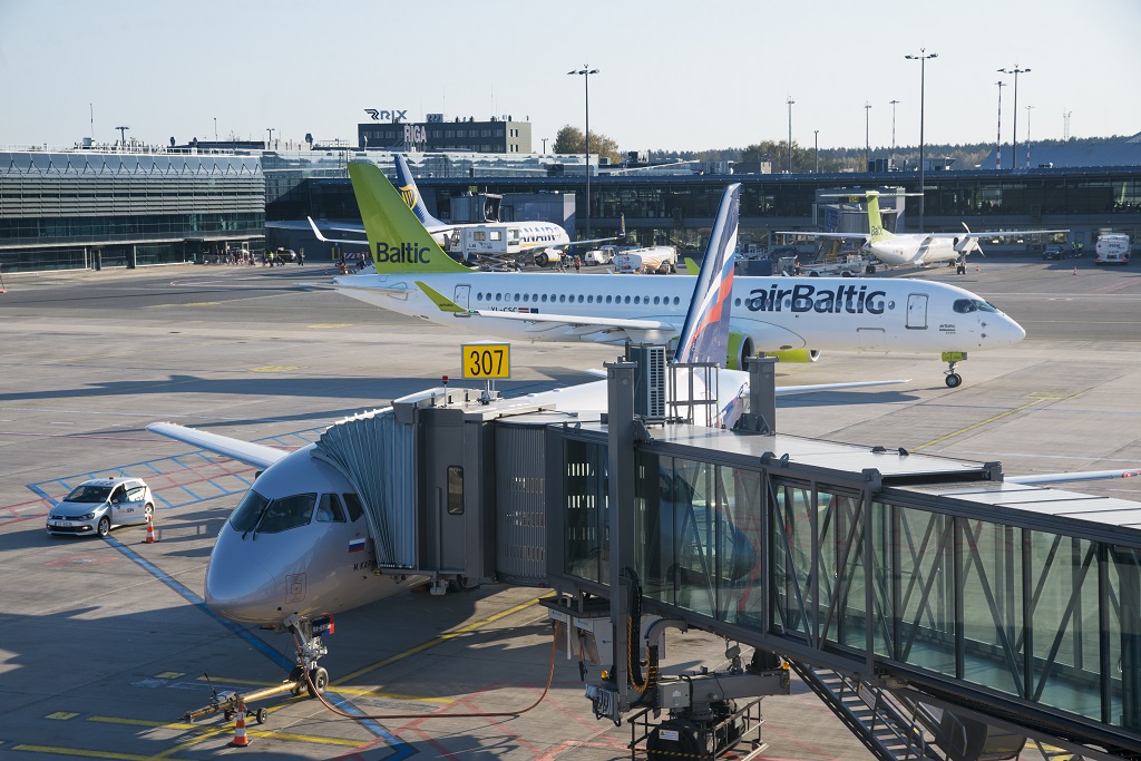 Доходы аэропорта «Рига» в апреле 2020 года упали на 98%, пассажиропоток – на 99,9% 1
