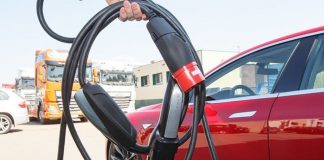 В Беларусь за первую неделю действия льгот ввезли 250 электромобилей