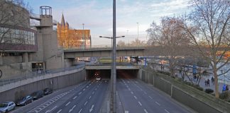 Белорусский дальнобойщик попал в аварию в немецком Кёльне