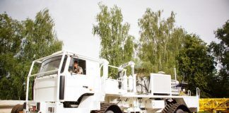 ОАО «Сейсмотехника» отправила в Россию технику для полевой сейсморазведки