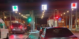 Беларусь закрыла границы на въезд в страну. Грузовики и дипломатов это не затронуло