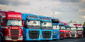 В чем специфика высокого сезона в международных автомобильных грузоперевозках?