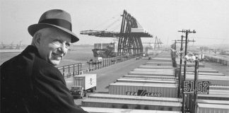 Малкольм Маклин – этот человек изменил мир. Контейнеризации – 66 лет!