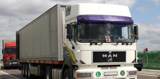 К отмене разрешений на автоперевозки грузов между РФ и Беларусью – долгий путь