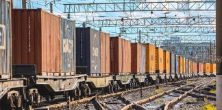 Украина останавливает транзитные жд-перевозки к польской и словацкой границе из-за строительных работ