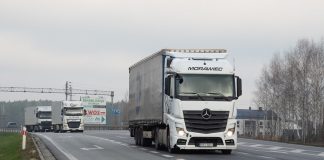 Польша и Литва останутся без украинских дальнобойщиков. У украинцев будет 15 дней, чтобы вернуться в страну