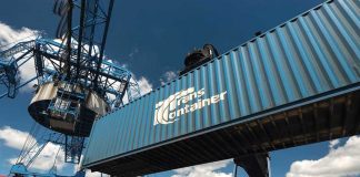 Группа компаний «Дело» покупает долю Maersk в Global Ports