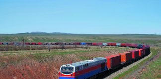 Казахстан внедряет безбумажные технологии в сфере железнодорожной логистики