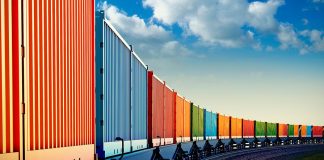 С 15 августа Казахстан ввел дополнительный таможенный сбор в 46 долл для транзитных грузов