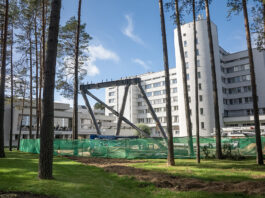 В санатории «Сосны» началась установка опор для эстакады комплекса uST News 3